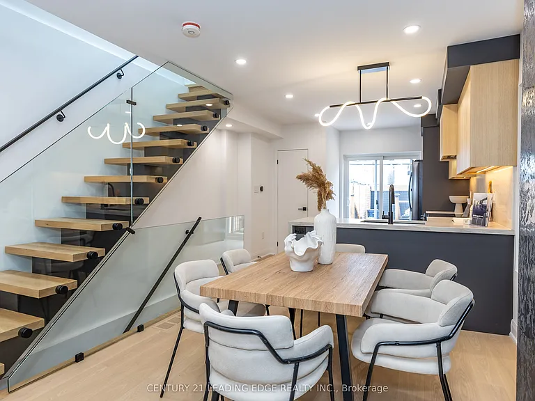 12 Marigold Ave — Photo 8