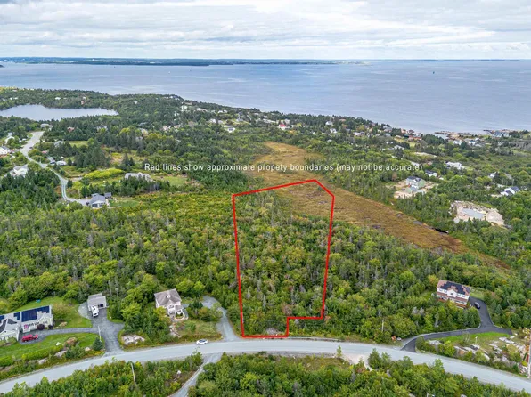 97 Portovista Dr, Halifax, NS B3V 1P3