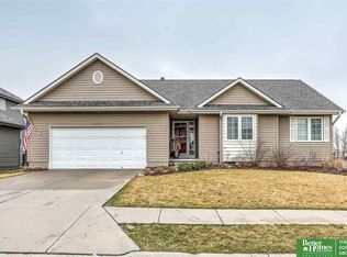 19715 Pine St, Omaha, NE 68130