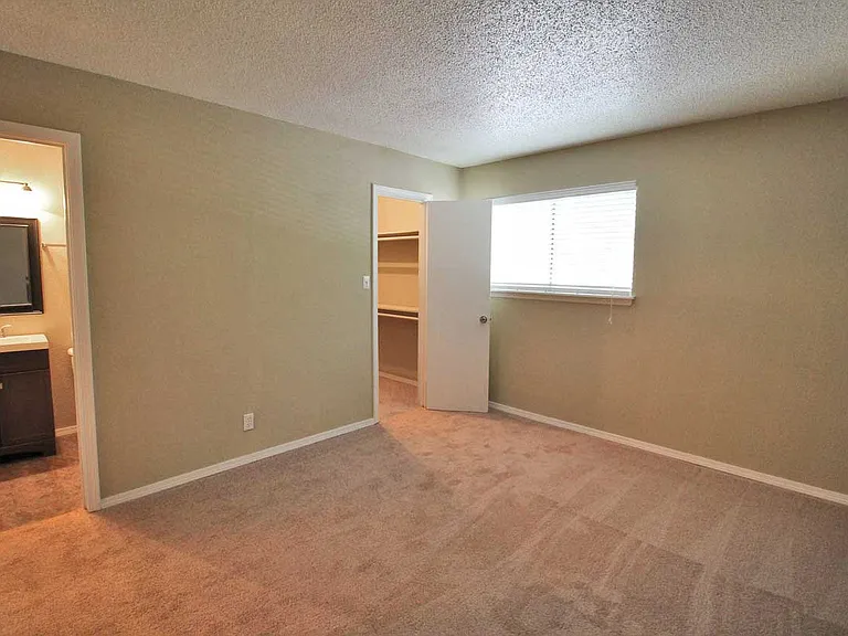 4227 Sun Gate St — Photo 19