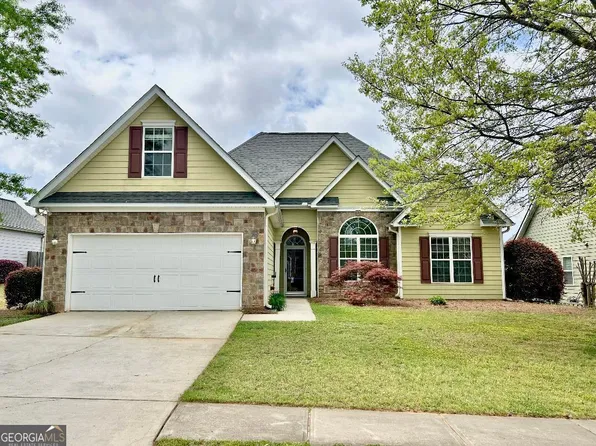 367 Stillwood Dr, Newnan, GA 30265