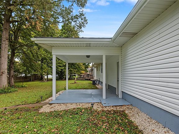 4th image of 5267 Craig Ave