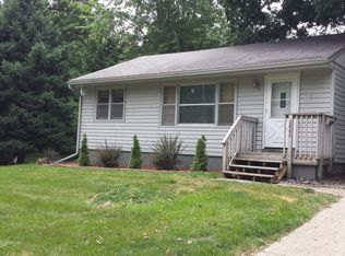 2002 27th St, Des Moines, IA 50310