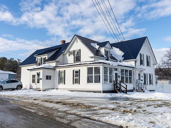 3rd image of 543 Main Street