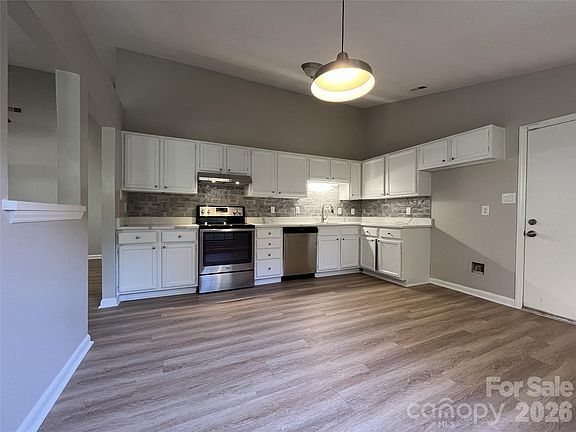 5th image of 5830 Stone Bluff Ct