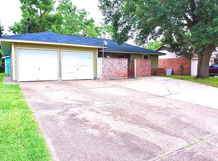 8606 S Friendship Rd, Houston, TX 77080