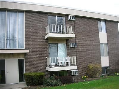 1st image of 15224 Maple Park Dr APT 17