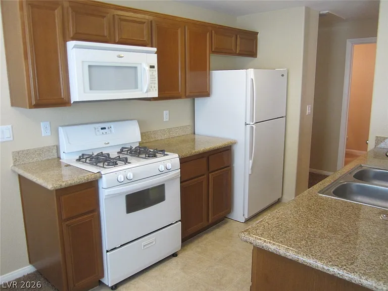 7701 W Robindale Rd #262 — Photo 11