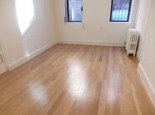 454 W 45th St APT 1FE, New York, NY 10036