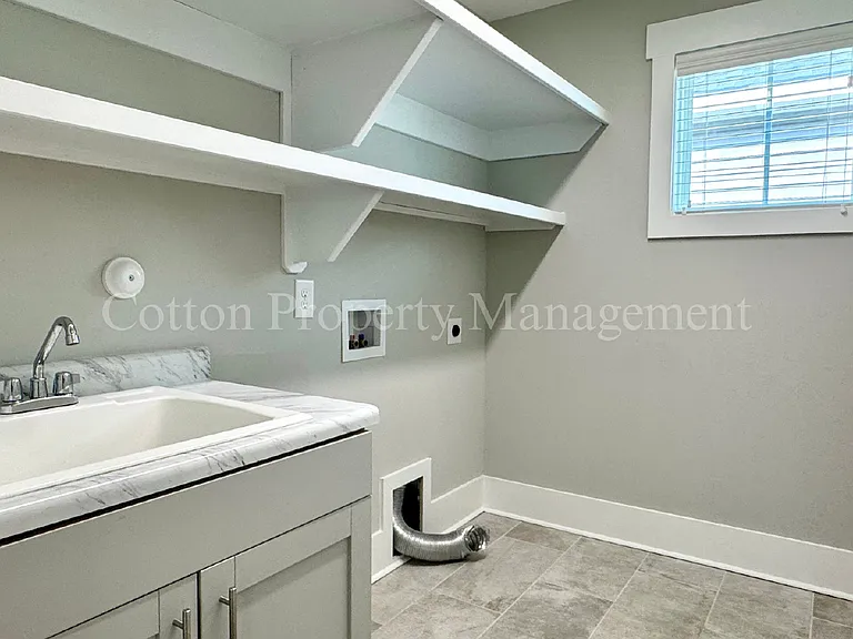 745 Cypress Village Pl — Photo 26