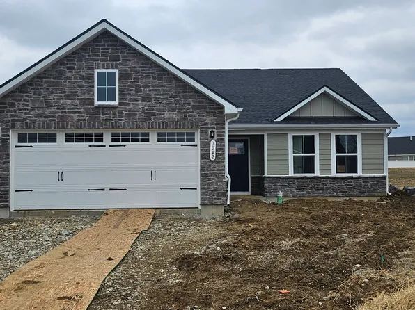 7042 E Bean Blossom Dr, Camby, IN 46113