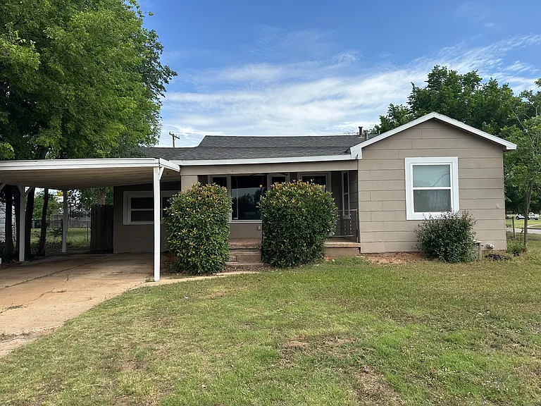 3 bed, 2 bath, CH&A