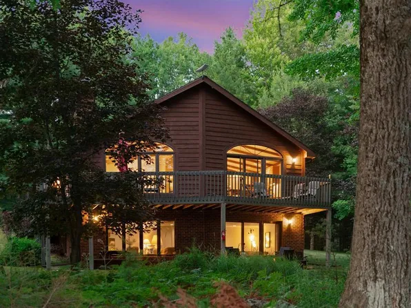 W10071 Menominee TRAIL, Daggett, MI 49821