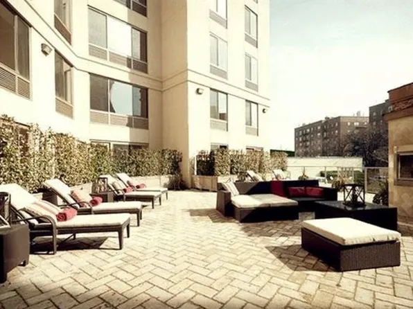 64-05 Yellowstone Boulevard image 11 of 13