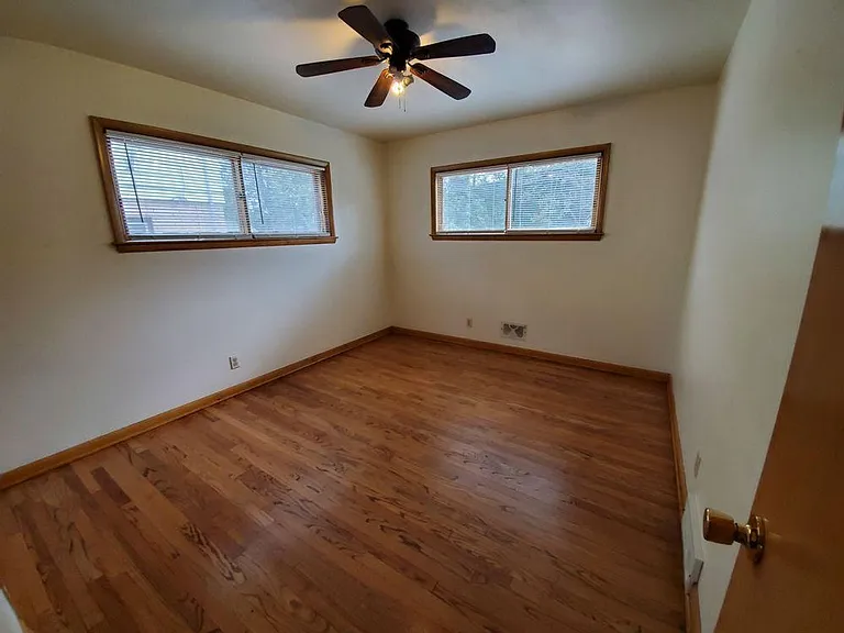6257 W Oklahoma Ave. (4 Unit) — Photo 2