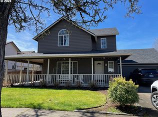 674 68th Pl, Springfield, OR 97478