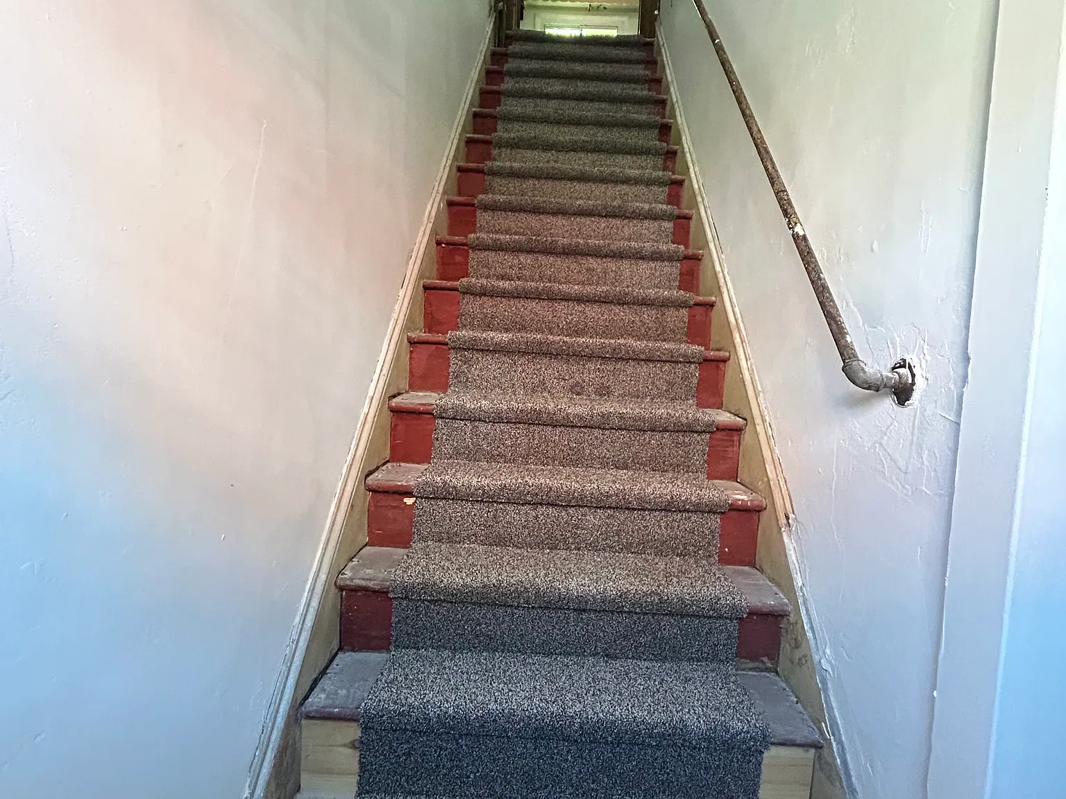 Dundaff street apt 2 — Photo 1