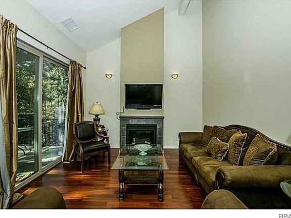 2nd image of 27115 Sugar Pine Dr #115