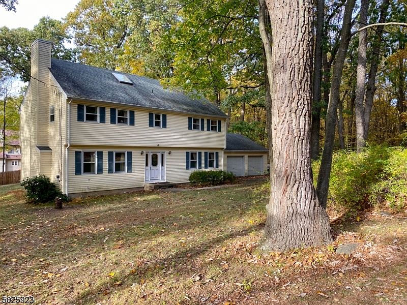 2nd image of 23 Colby Dr