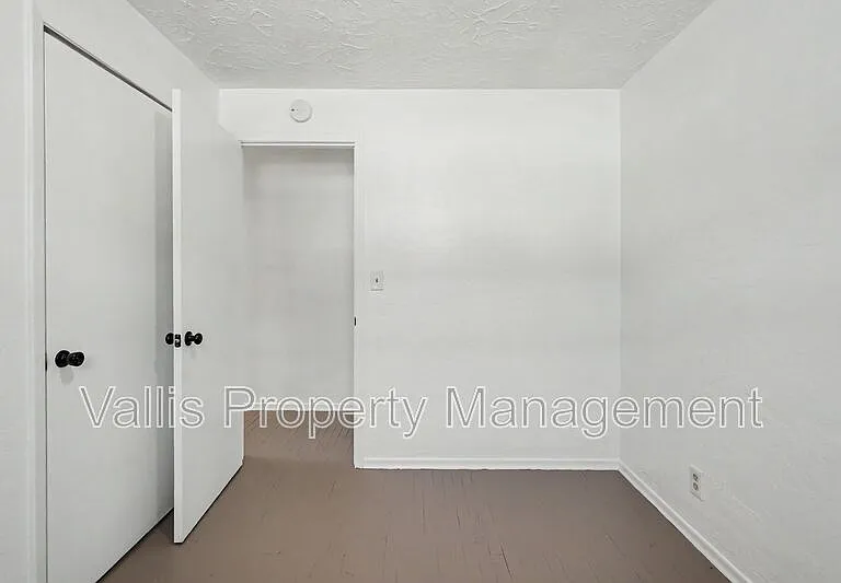 2519 Hyde Ct SE — Photo 12