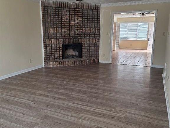 2nd image of 2120 Fieldstone View Ct SE