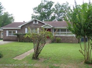 443 9th St N, Guin, AL 35563