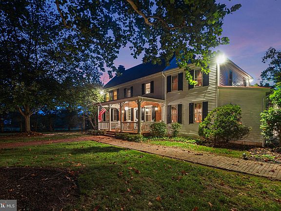 4th image of 801 Cox Rd
