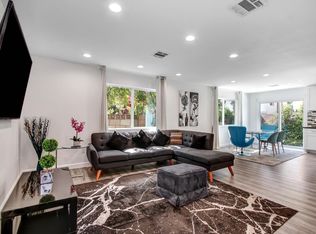 6951 Forbes Ave, Van Nuys, CA 91406