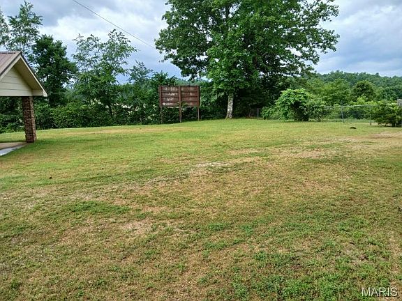 4th image of 685 State Highway 142 E