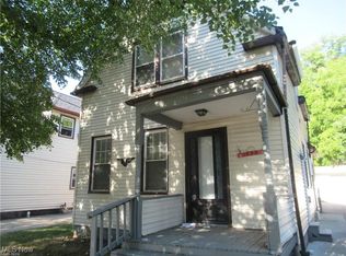1530 Winchester Ave, Lakewood, OH 44107