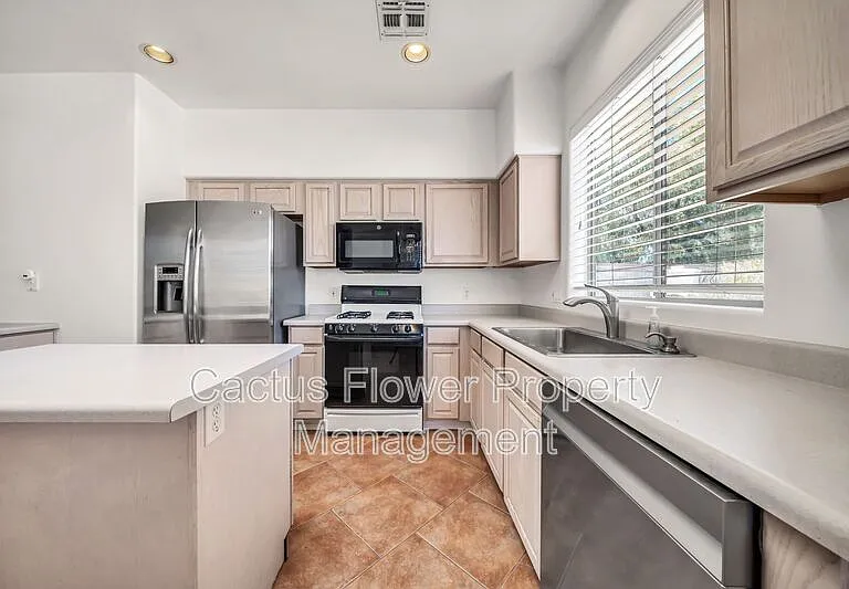 20276 N 64th Ave — Photo 23