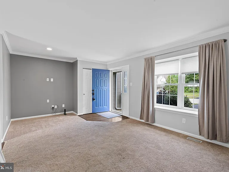 328 Countryside Ct — Photo 5
