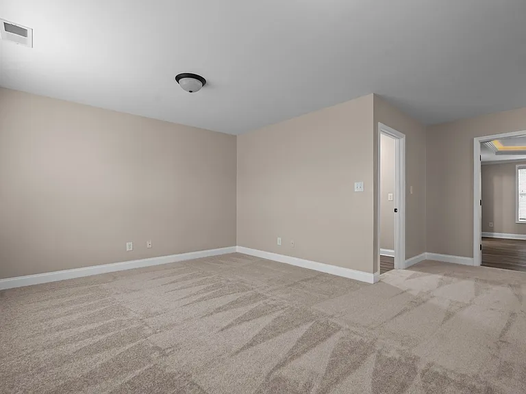 133 Lockwood Dr — Photo 24