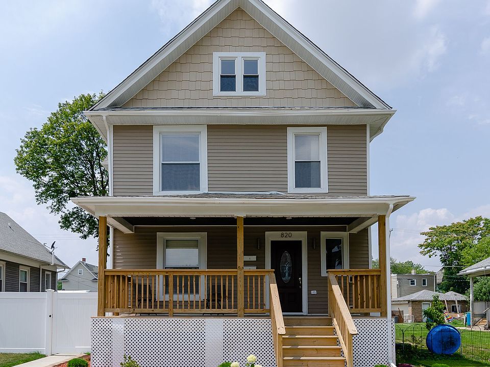 1st image of 820 S 14th Ave #2