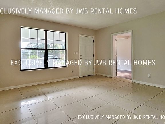 5th image of 3242 W Dalehurst Dr