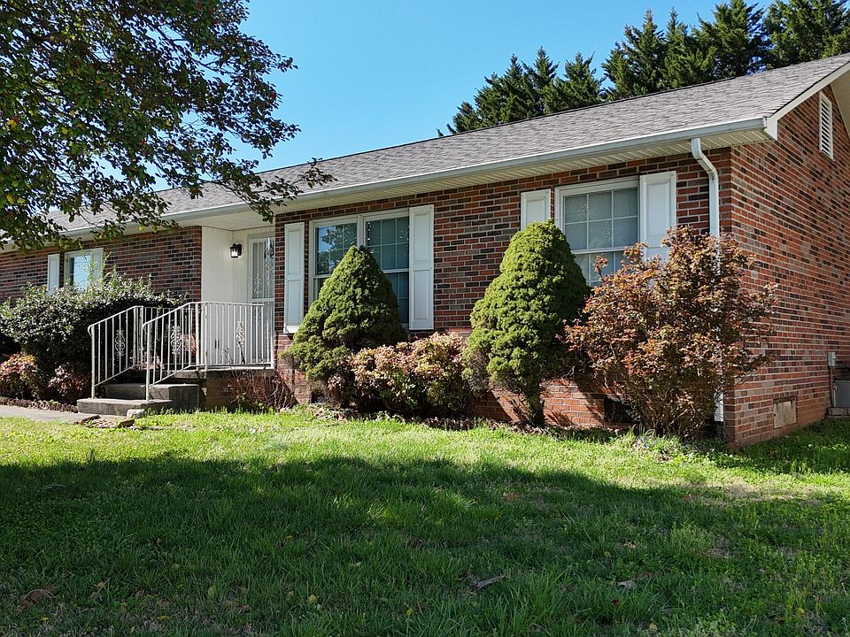 1st image of 3109 Avondale Ave