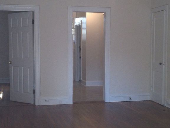 5th image of 217 Tilden St APT B
