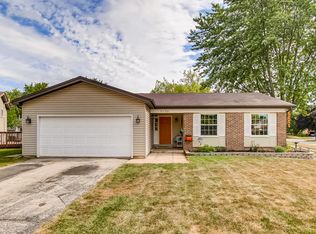 5S723 Starling Ct, Naperville, IL
