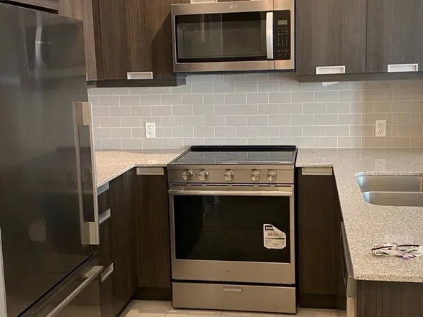 35 Watergarden Dr, Mississauga, ON