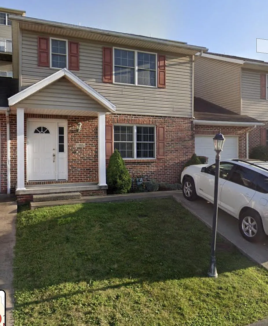 137 Meadow Ridge Dr photo 1