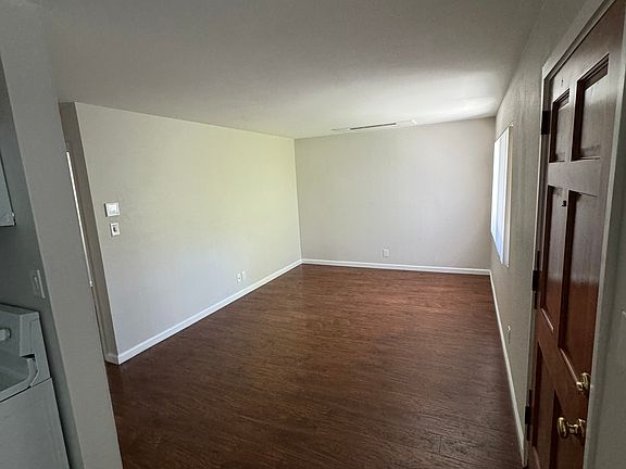 3rd image of 1509 27th St APT 2