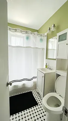 Rented by Roselyn  Fortuna LLC | media 6