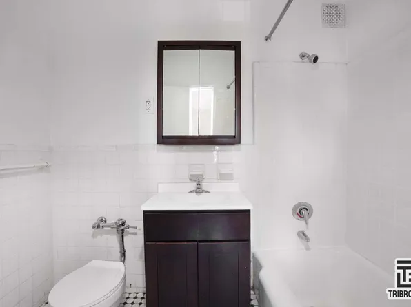 84-02 143rd Street image 6 of 6