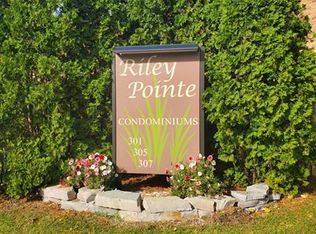 305 Riley St APT 10, Holland, MI 49424