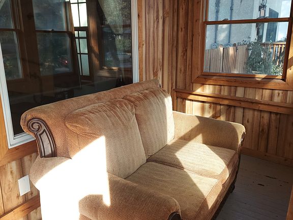 2) Front Porch_10062022