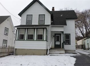 11 Hughes Pl, Rochester, NY 14612