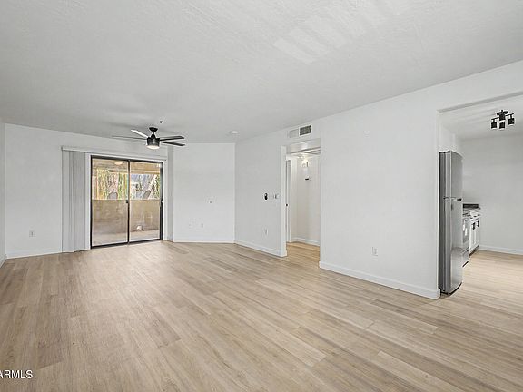 5th image of 1287 N ALMA SCHOOL Road #259