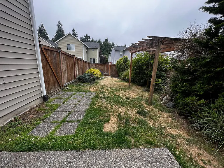 1817 Johnson Ave — Photo 26
