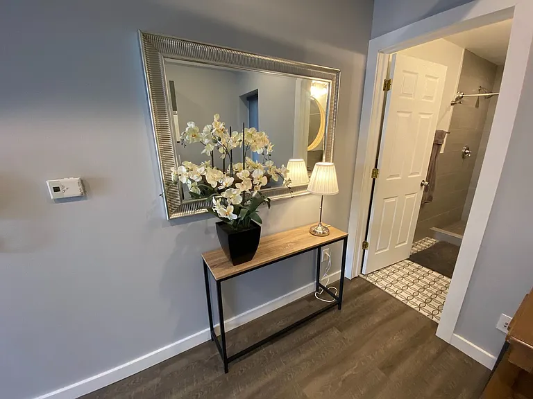 1535 W Poplar St — Photo 30