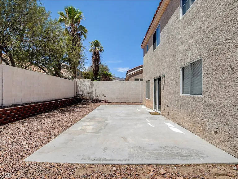 9317 Mountain Cliffs Ave — Photo 43